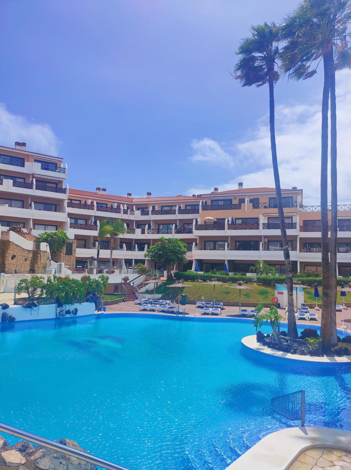 Moderno Y Luminoso Atico Con Vistas Y Piscina Appartement San Miguel de Abona Buitenkant foto