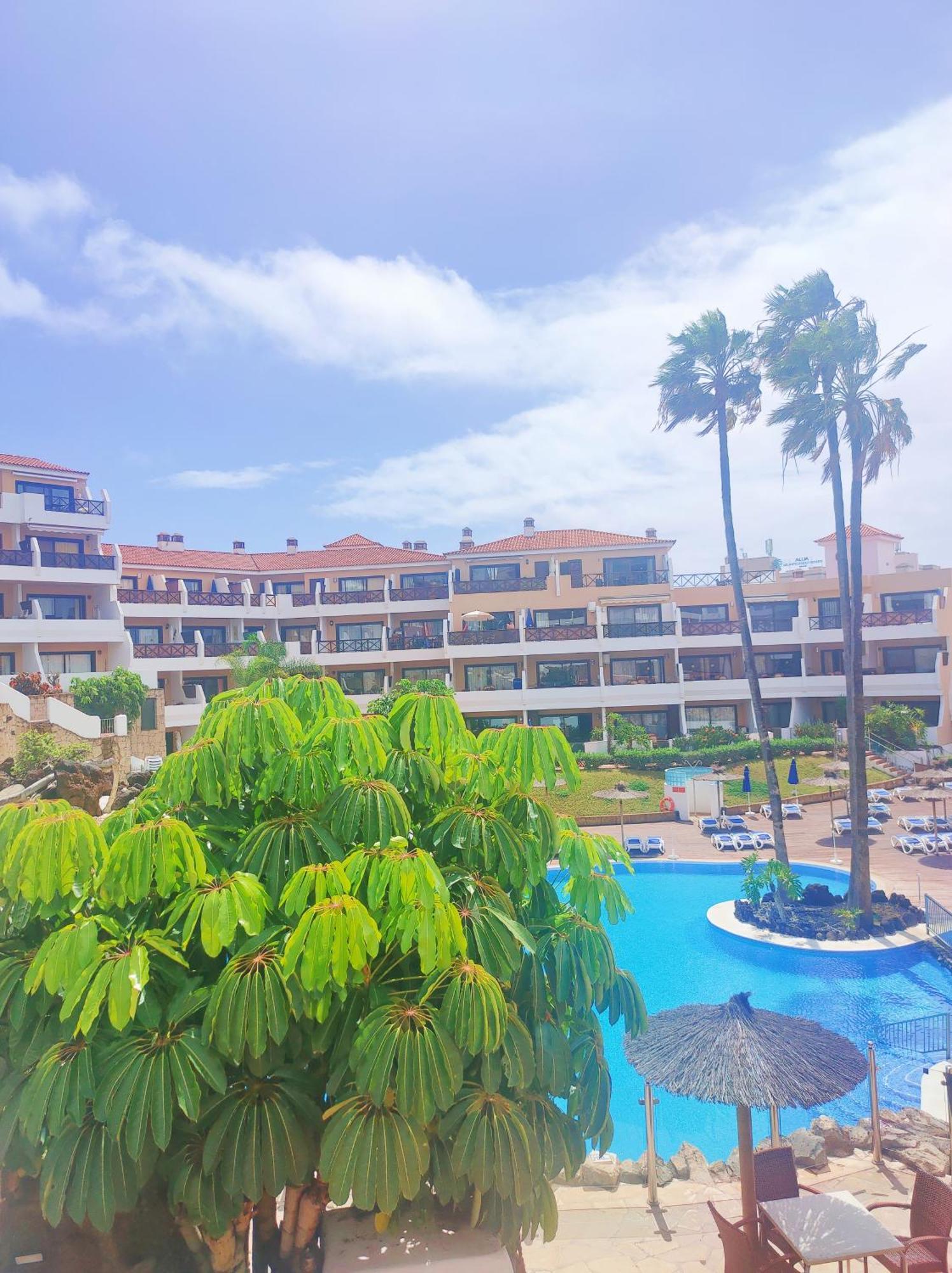 Moderno Y Luminoso Atico Con Vistas Y Piscina Appartement San Miguel de Abona Buitenkant foto