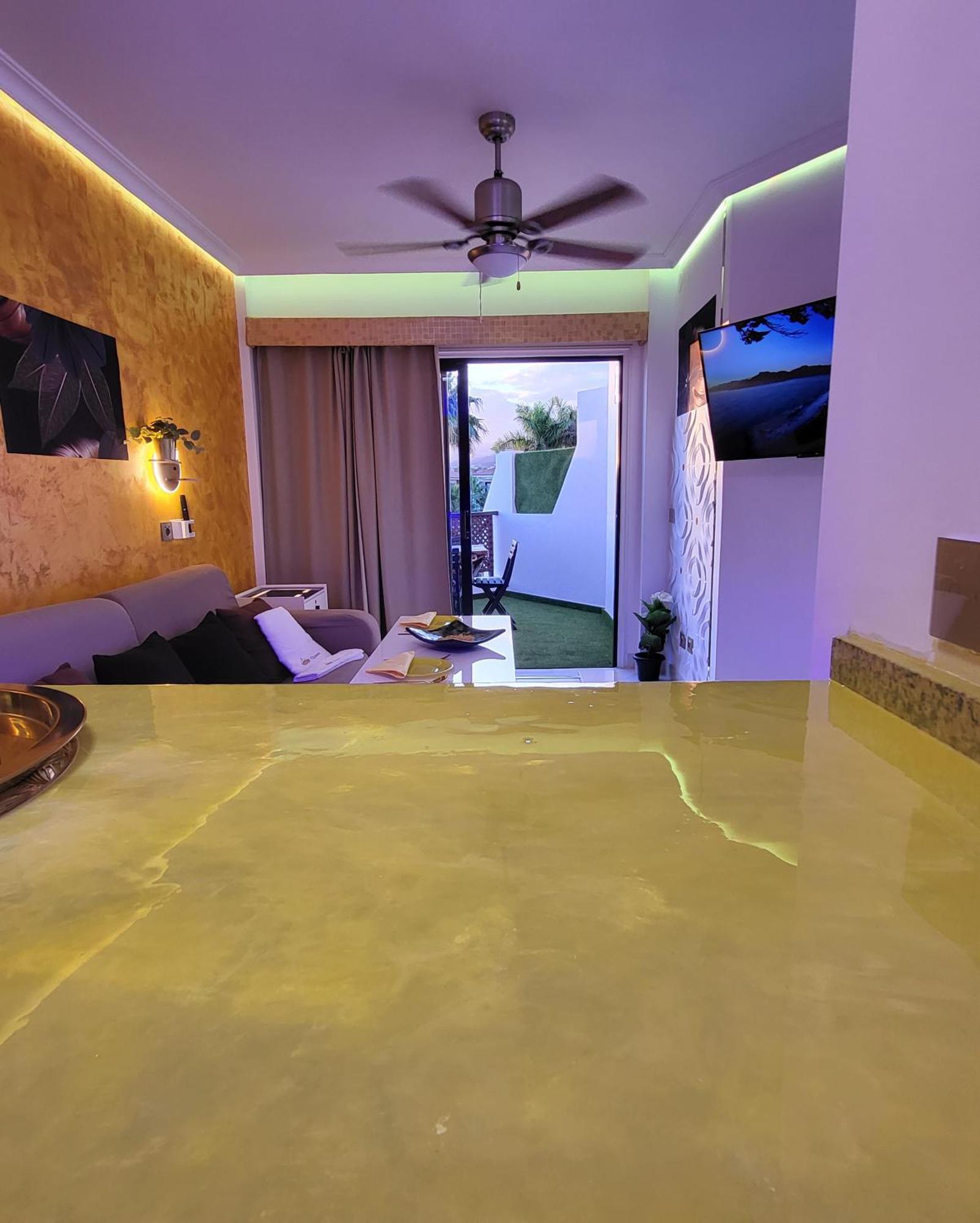Moderno Y Luminoso Atico Con Vistas Y Piscina Appartement San Miguel de Abona Buitenkant foto