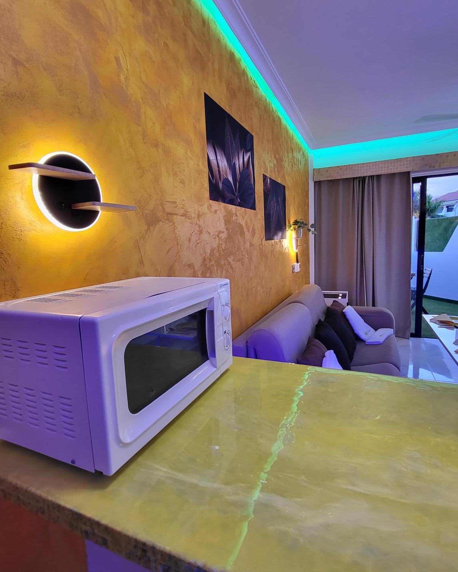 Moderno Y Luminoso Atico Con Vistas Y Piscina Appartement San Miguel de Abona Buitenkant foto